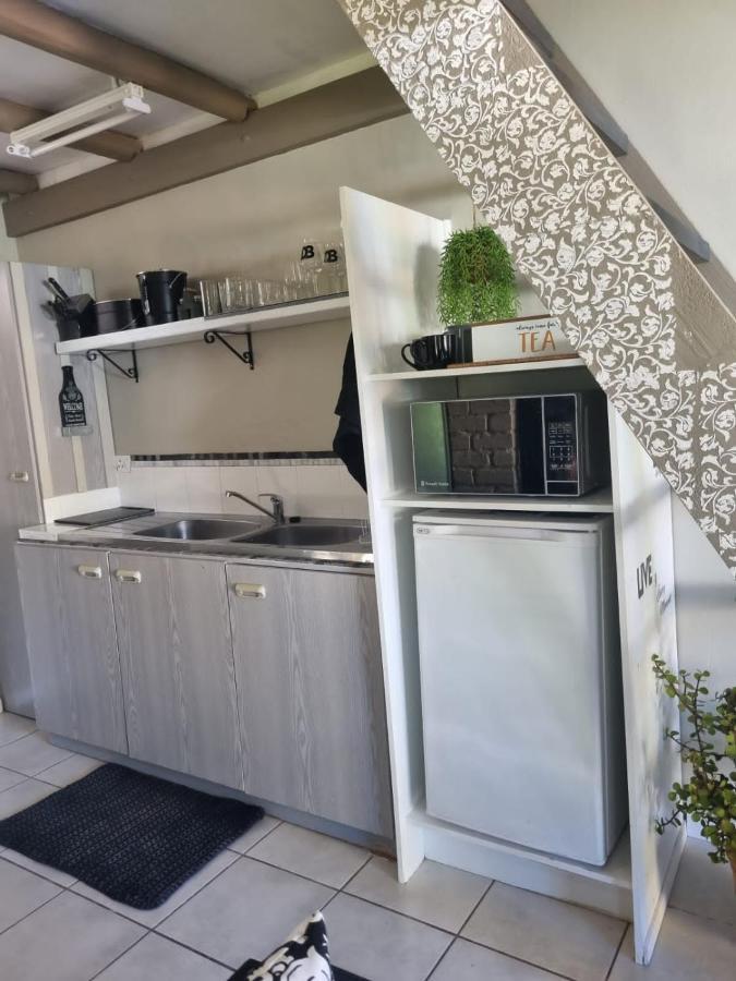 Angel 8 Airbnb Apartment 2 罗伯森 外观 照片