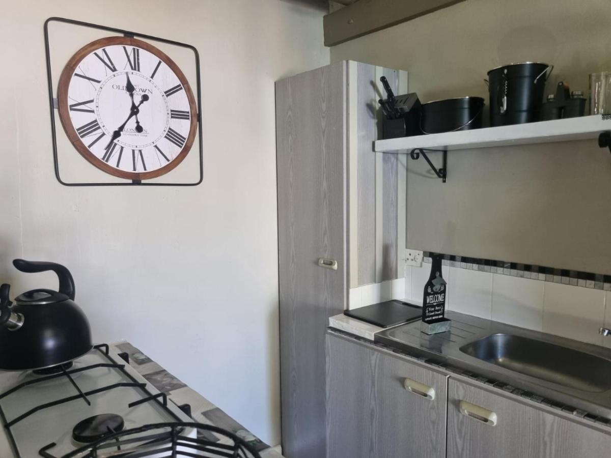 Angel 8 Airbnb Apartment 2 罗伯森 外观 照片